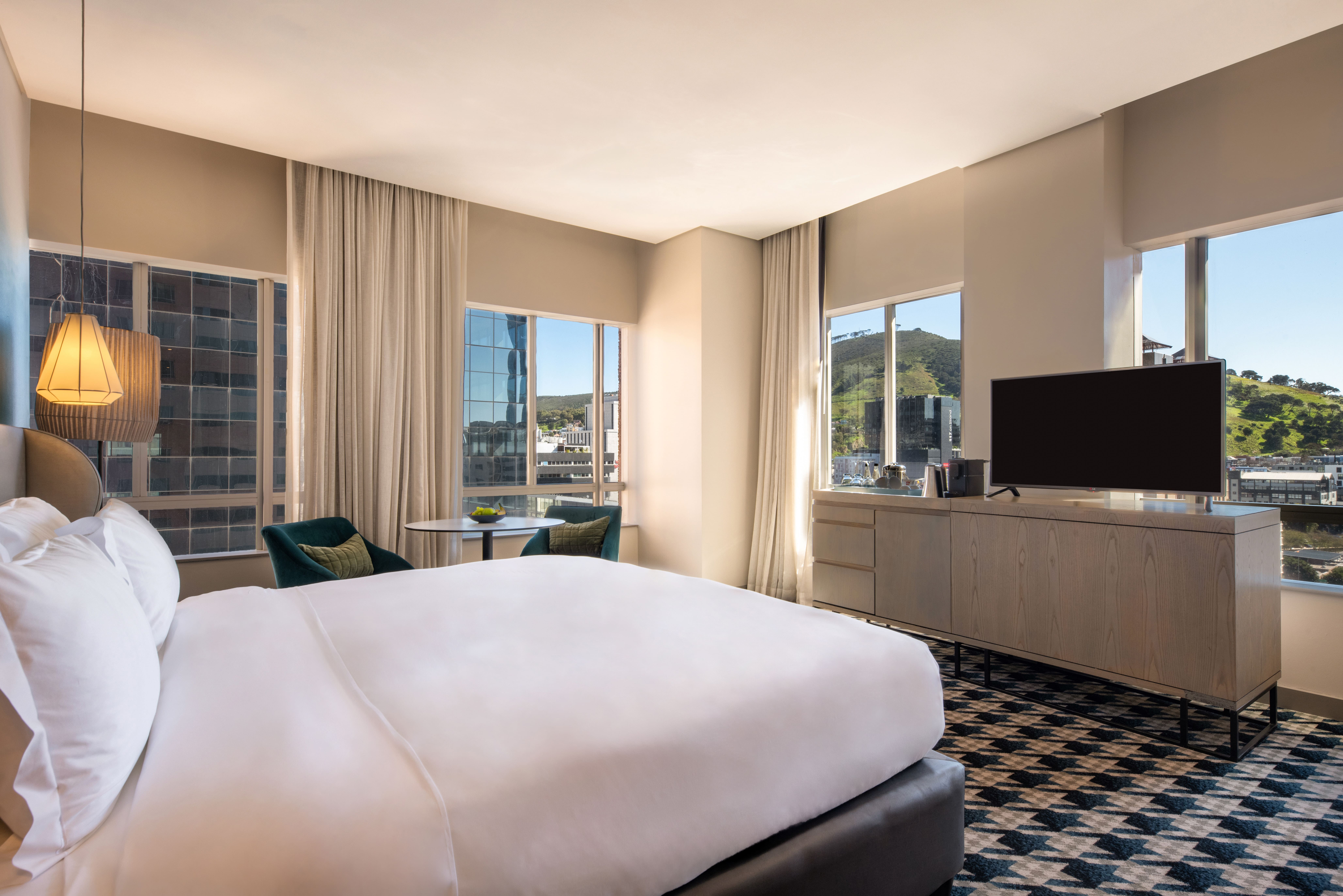 Pullman Cape Town City Centre - Superior Room